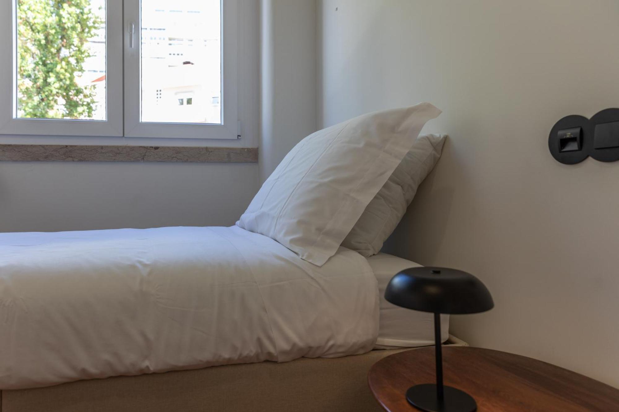Alvalade 58 - Charming 2 Bedroom Apartment With Ac Near The Airport And City Center 리스본 외부 사진